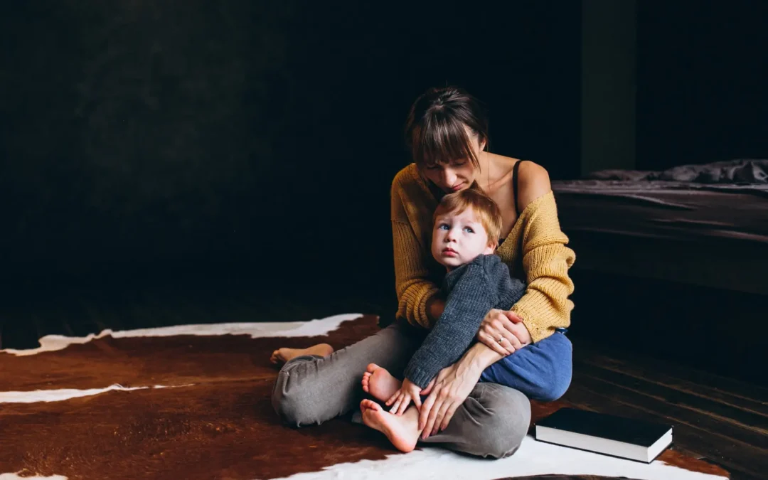 Relation toxique mère fils : comprendre les comportements d’une mère toxique et ses effets à l’âge adulte