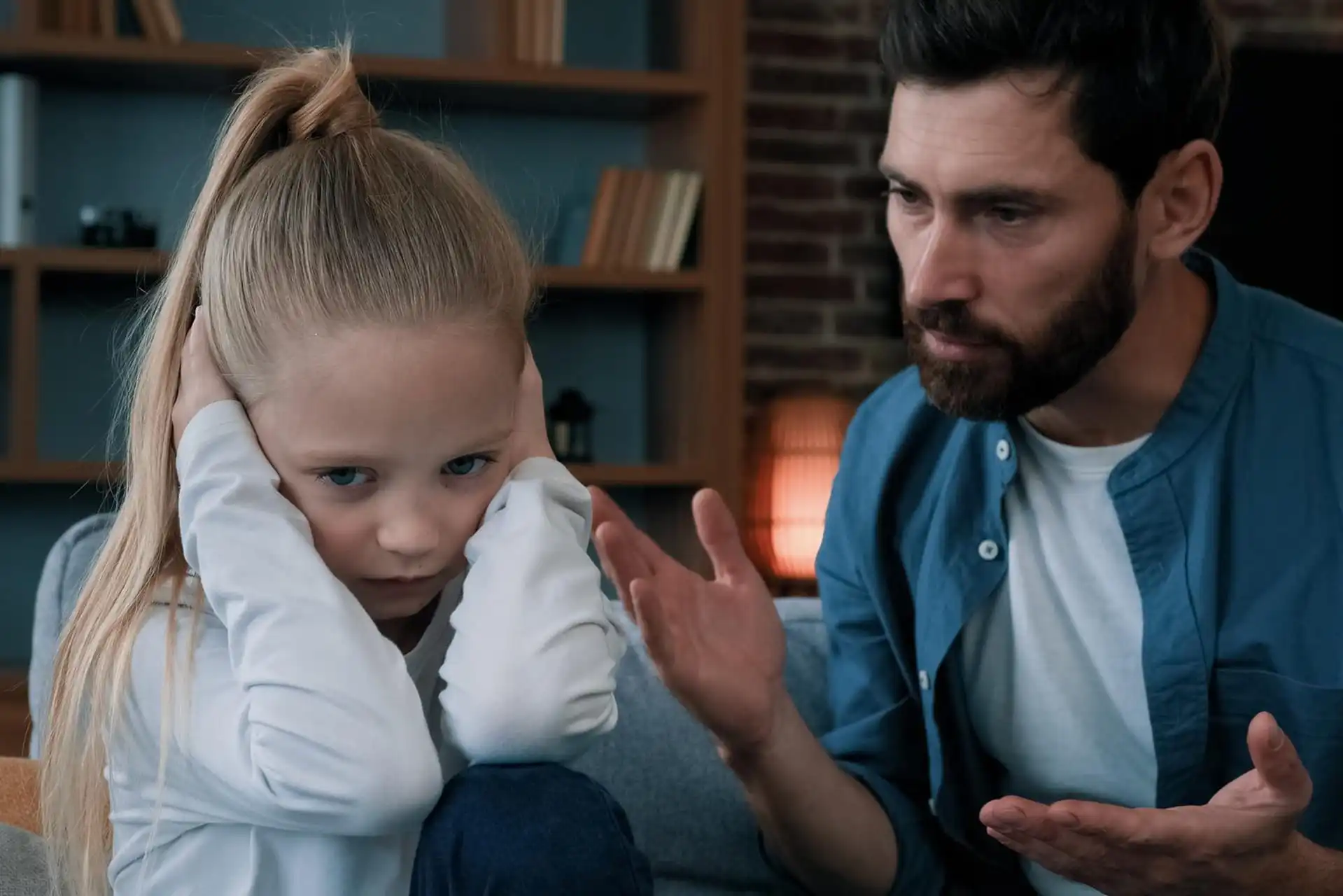 Relation toxique père fille : quelles sont les conséquences de grandir avec un parent toxique à l’âge adulte